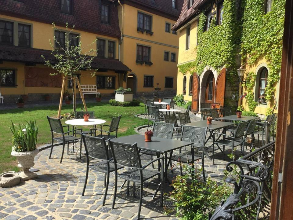 Hotel Leicht Biebelried Екстер'єр фото