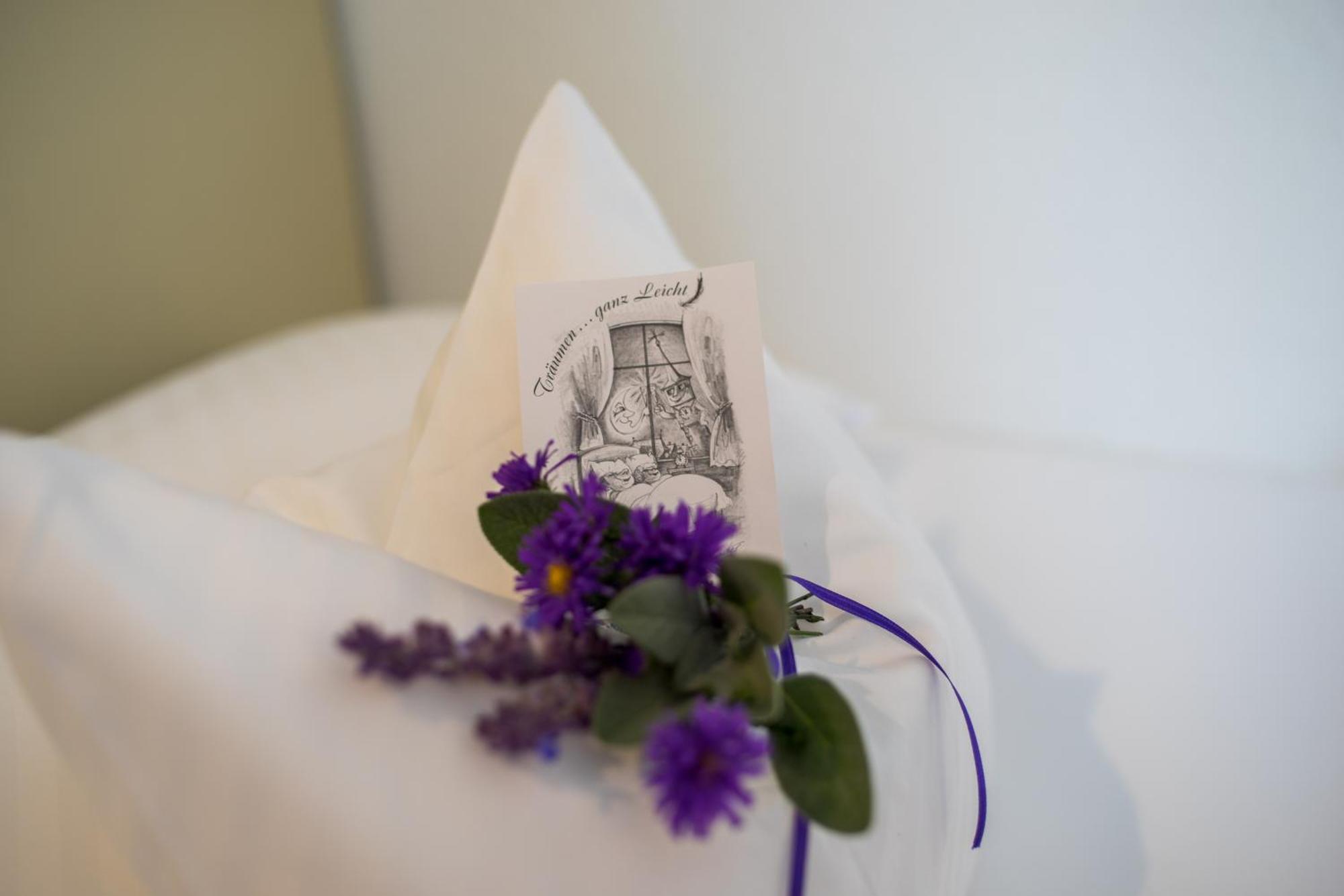 Hotel Leicht Biebelried Екстер'єр фото
